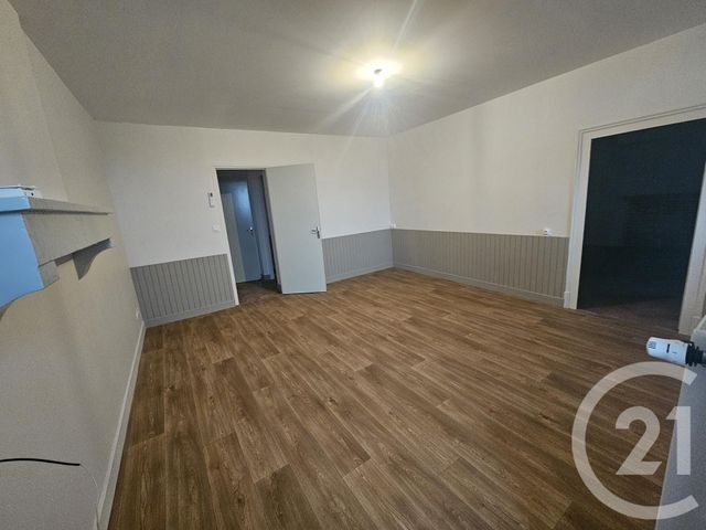 Maison à louer - 4 pièces - 79 m2 - Vallon En Sully - 03 - AUVERGNE