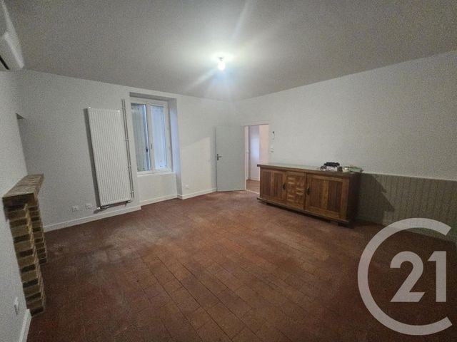 Maison à louer - 4 pièces - 79 m2 - Vallon En Sully - 03 - AUVERGNE