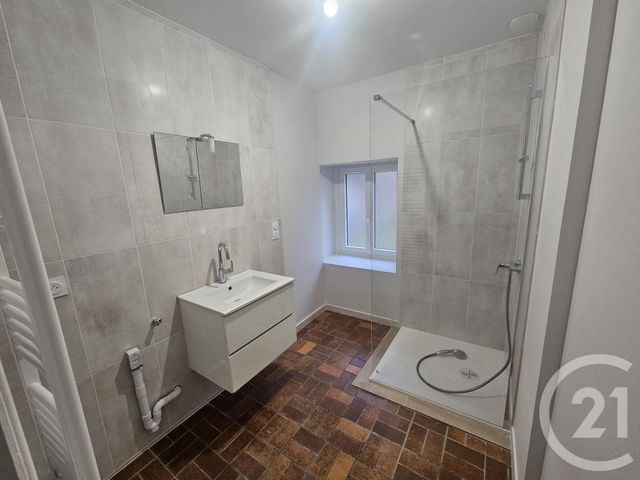 Maison à louer - 4 pièces - 79 m2 - Vallon En Sully - 03 - AUVERGNE