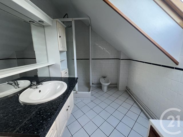 Maison à vendre - 5 pièces - 162 m2 - Montlucon - 03 - AUVERGNE