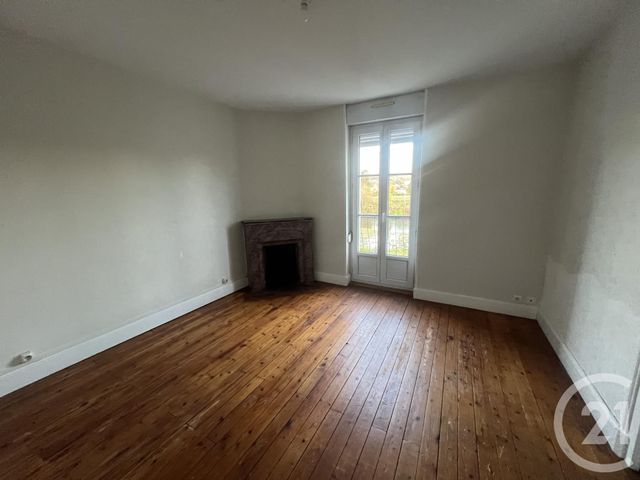 Maison à vendre - 5 pièces - 162 m2 - Montlucon - 03 - AUVERGNE