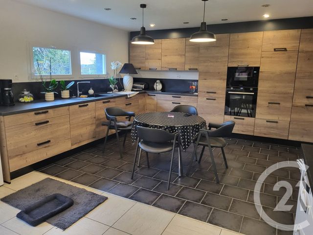 Maison &agrave; vendre - 5 pi&egrave;ces - 153,24 m2 - Boussac - 23 - LIMOUSIN