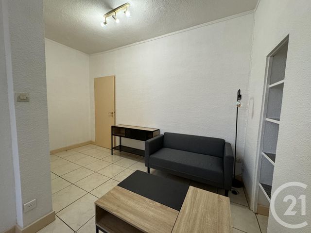 Appartement F2 &agrave; louer - 2 pi&egrave;ces - 40,68 m2 - Montlucon - 03 - AUVERGNE