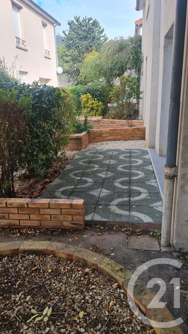 Appartement F2 &agrave; louer - 2 pi&egrave;ces - 27,79 m2 - Montlucon - 03 - AUVERGNE