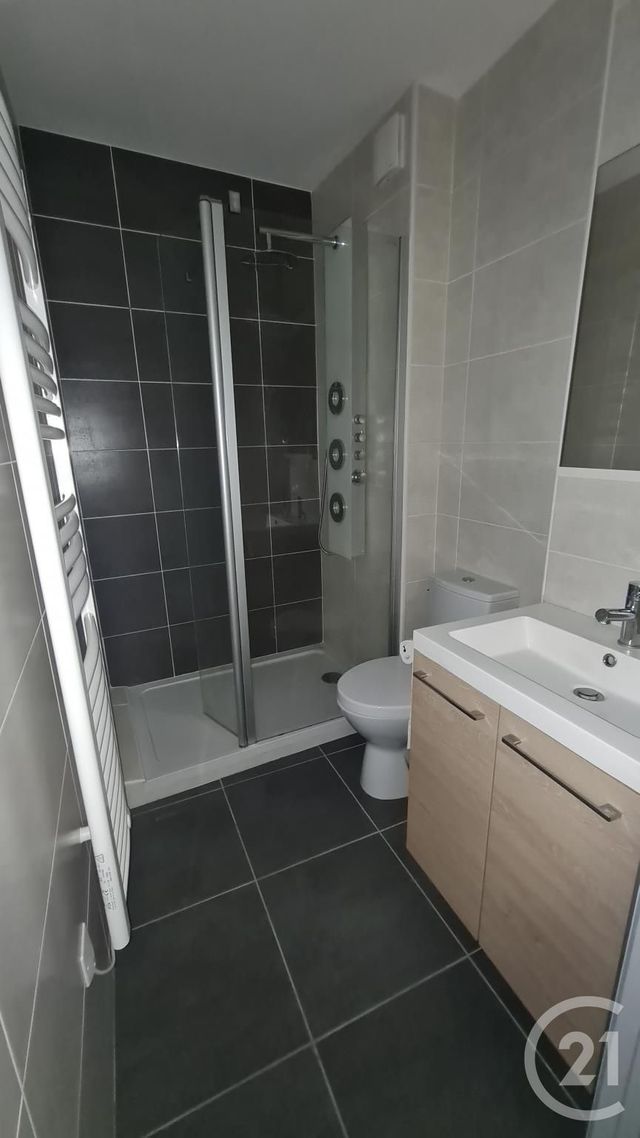 Appartement F2 &agrave; louer - 2 pi&egrave;ces - 27,79 m2 - Montlucon - 03 - AUVERGNE