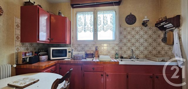 Maison à vendre - 6 pièces - 68,45 m2 - Montlucon - 03 - AUVERGNE