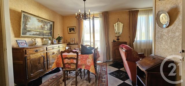 Maison à vendre - 6 pièces - 68,45 m2 - Montlucon - 03 - AUVERGNE