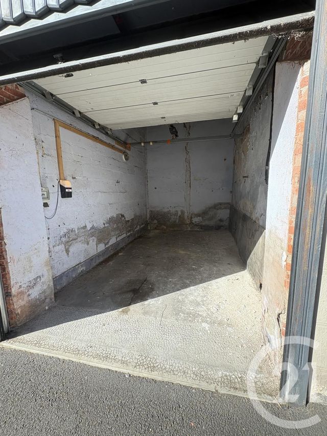 Parking &agrave; louer - 12 m2 - Montlucon - 03 - AUVERGNE