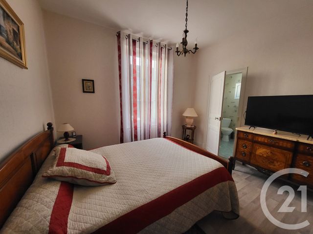 Maison à vendre - 4 pièces - 147,50 m2 - Montlucon - 03 - AUVERGNE