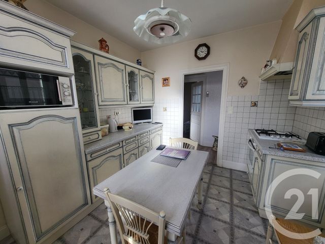 Maison à vendre - 4 pièces - 147,50 m2 - Montlucon - 03 - AUVERGNE