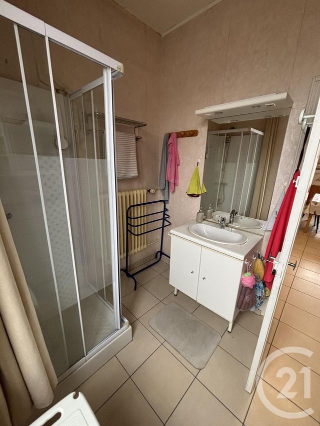 Maison à vendre - 4 pièces - 91,20 m2 - Montlucon - 03 - AUVERGNE