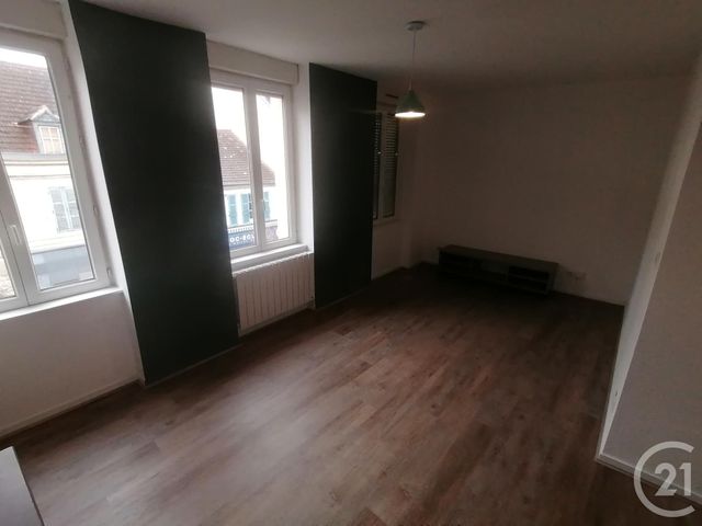 Appartement F2 à louer - 2 pièces - 43,89 m2 - Montlucon - 03 - AUVERGNE
