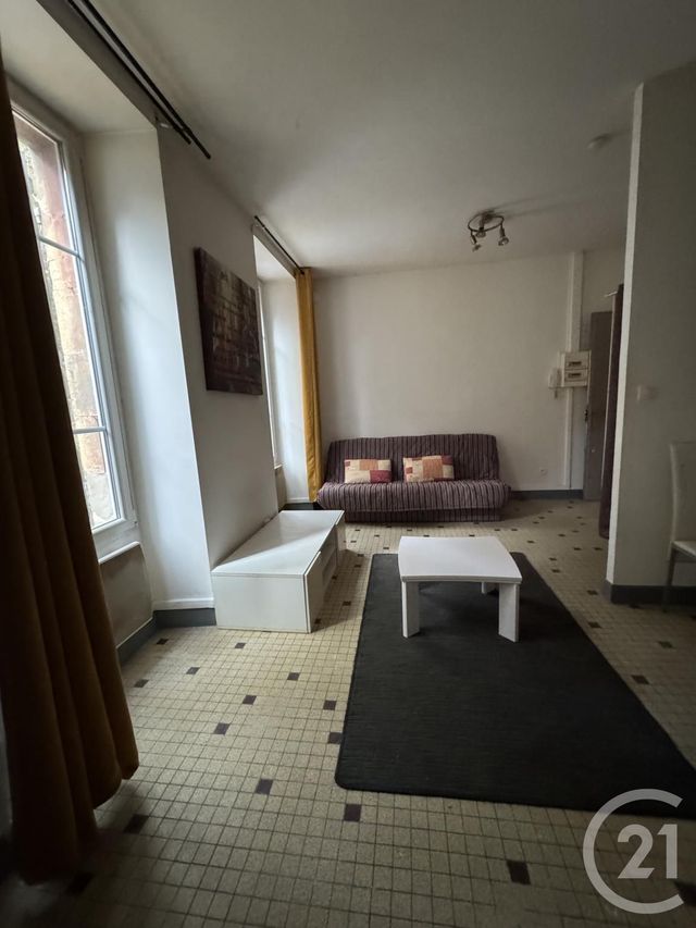 Appartement F1 &agrave; louer - 1 pi&egrave;ce - 24 m2 - Montlucon - 03 - AUVERGNE