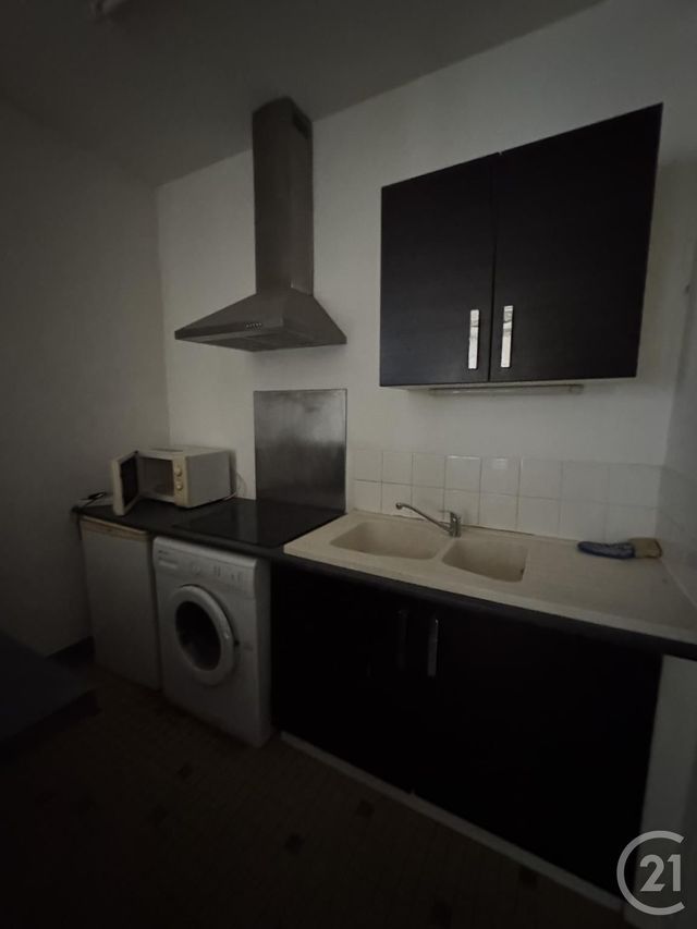 Appartement F1 &agrave; louer - 1 pi&egrave;ce - 24 m2 - Montlucon - 03 - AUVERGNE