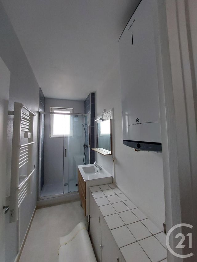 Appartement F2 à vendre - 2 pièces - 42,78 m2 - Montlucon - 03 - AUVERGNE
