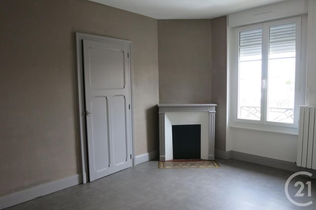 Appartement F3 à louer - 3 pièces - 55 m2 - Montlucon - 03 - AUVERGNE