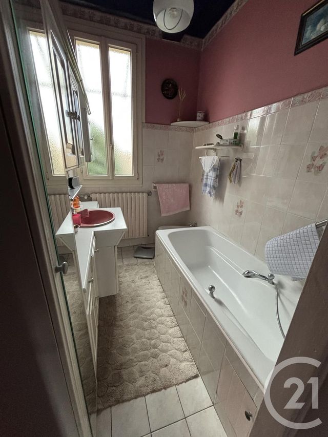 Maison &agrave; vendre - 6 pi&egrave;ces - 119 m2 - Montlucon - 03 - AUVERGNE