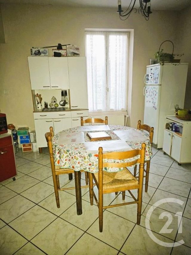 Maison à vendre - 6 pièces - 140,10 m2 - Montlucon - 03 - AUVERGNE