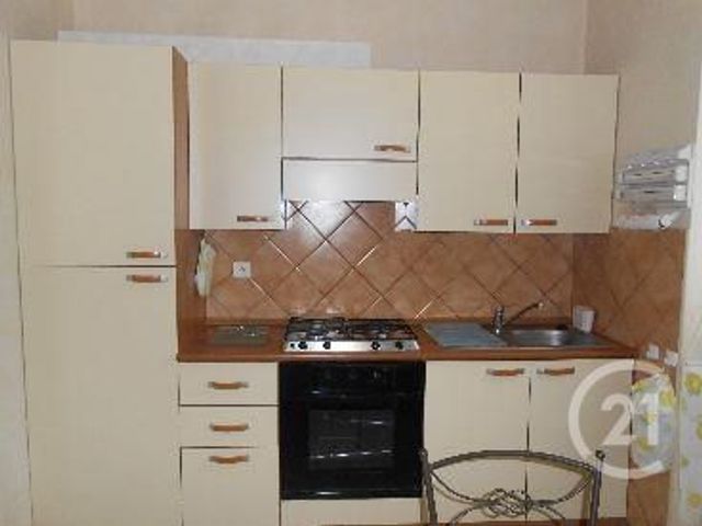 Appartement Studio à louer - 1 pièce - 17,50 m2 - Montlucon - 03 - AUVERGNE