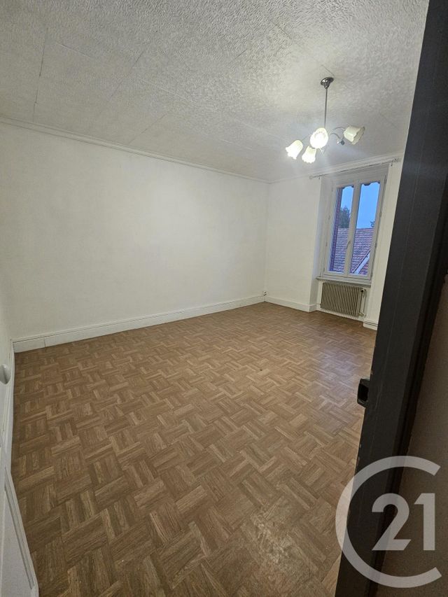 Maison à louer - 4 pièces - 130 m2 - Villebret - 03 - AUVERGNE