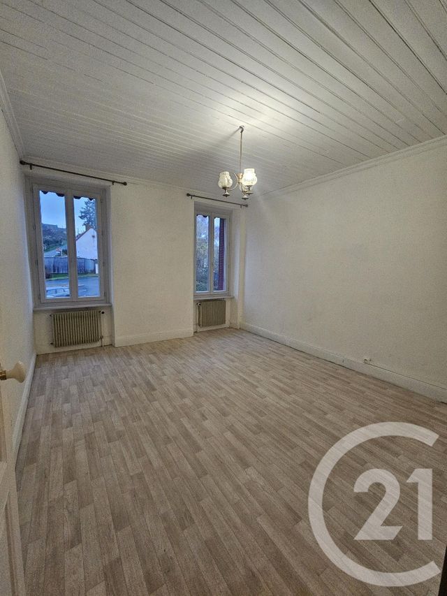 Maison à louer - 4 pièces - 130 m2 - Villebret - 03 - AUVERGNE