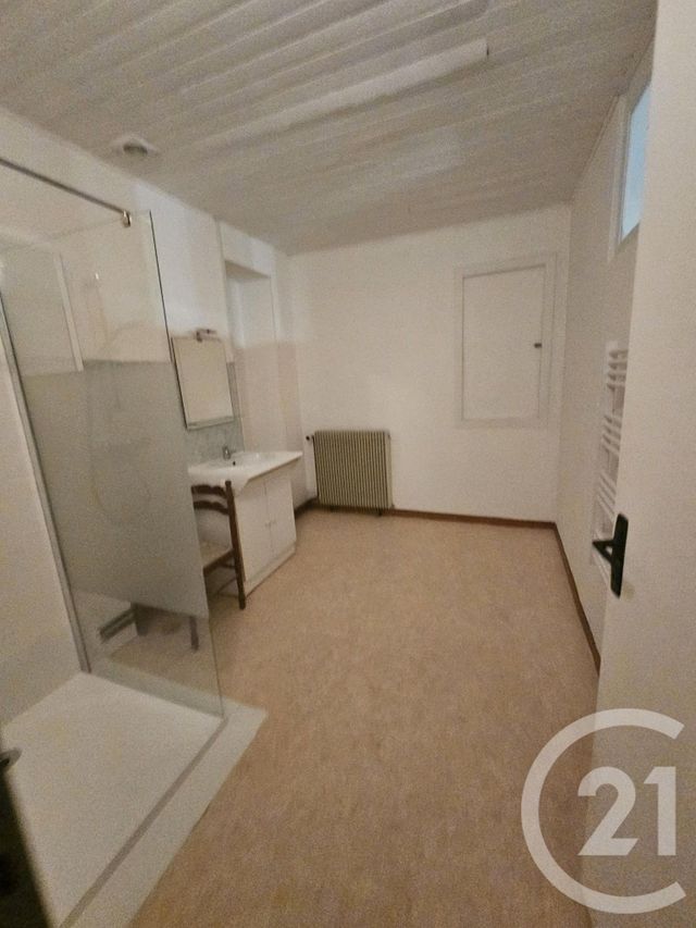 Maison à louer - 4 pièces - 130 m2 - Villebret - 03 - AUVERGNE