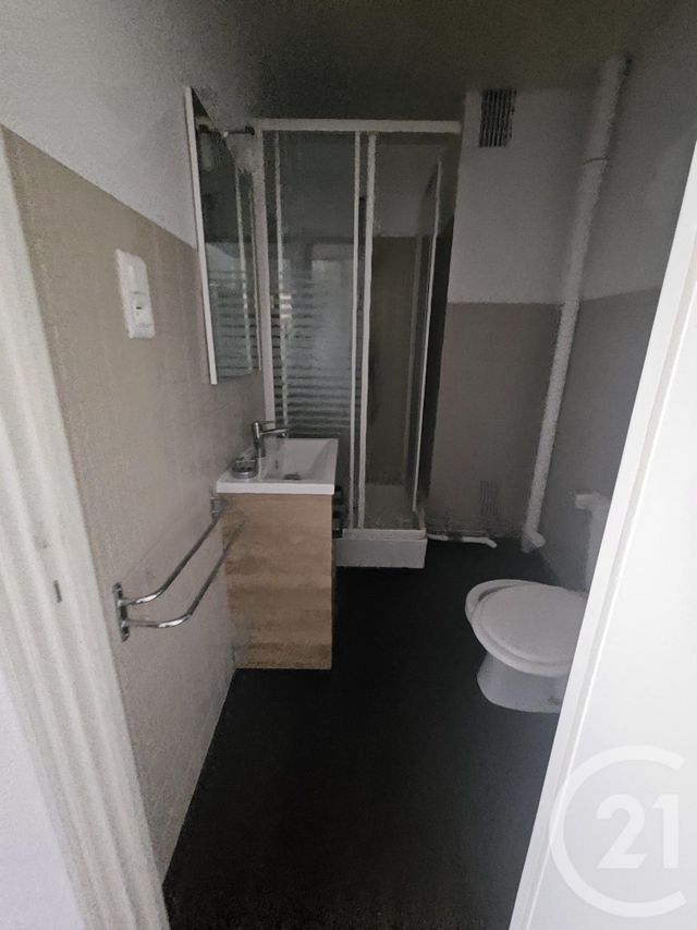 Appartement F1 bis &agrave; louer - 2 pi&egrave;ces - 27,46 m2 - Montlucon - 03 - AUVERGNE
