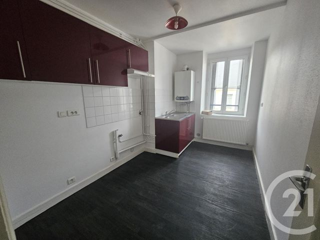 Appartement F3 &agrave; louer - 3 pi&egrave;ces - 69,48 m2 - Montlucon - 03 - AUVERGNE