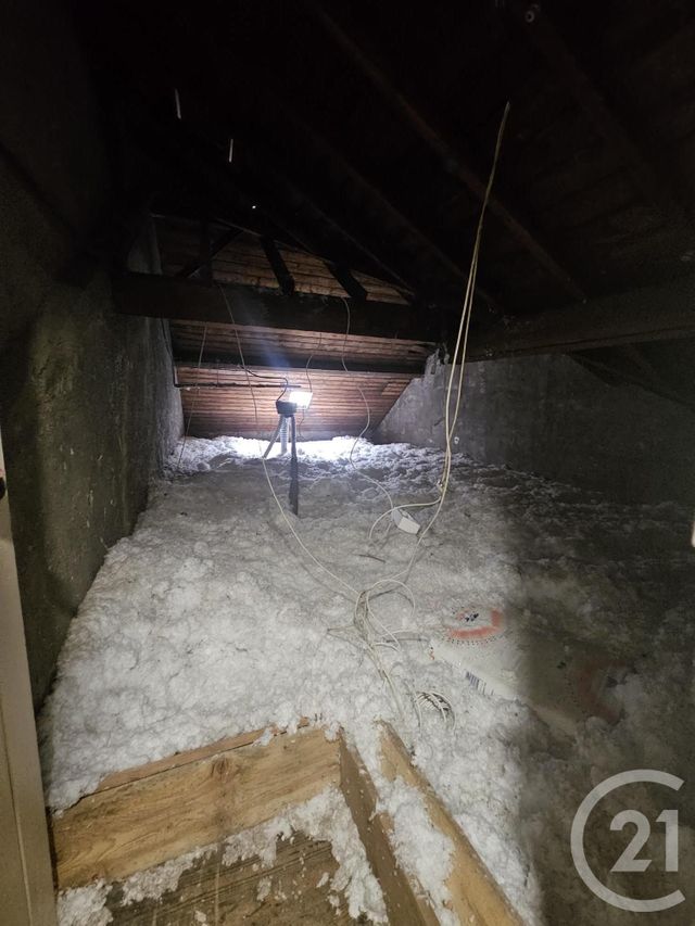 Maison &agrave; louer - 5 pi&egrave;ces - 101 m2 - Montlucon - 03 - AUVERGNE