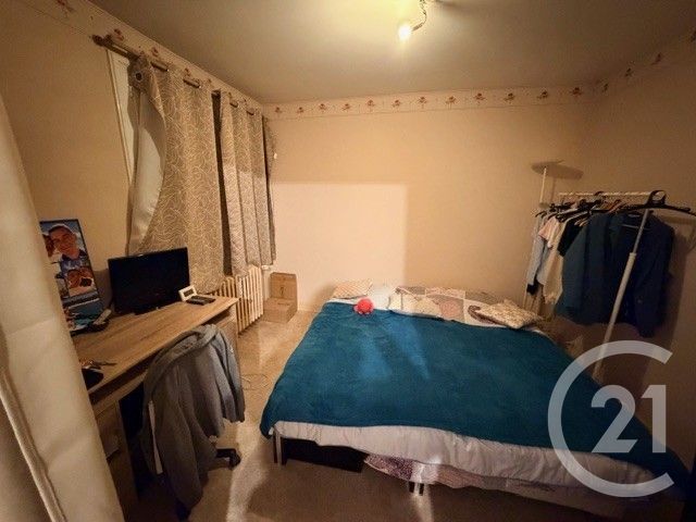 Appartement F1 bis &agrave; louer - 2 pi&egrave;ces - 31 m2 - Montlucon - 03 - AUVERGNE