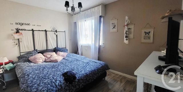 Appartement F4 &agrave; vendre - 4 pi&egrave;ces - 82 m2 - Montlucon - 03 - AUVERGNE