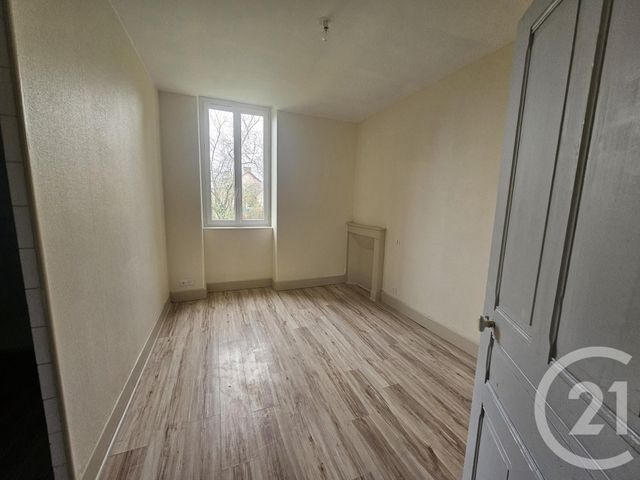 Maison &agrave; louer - 3 pi&egrave;ces - 65,26 m2 - Huriel - 03 - AUVERGNE