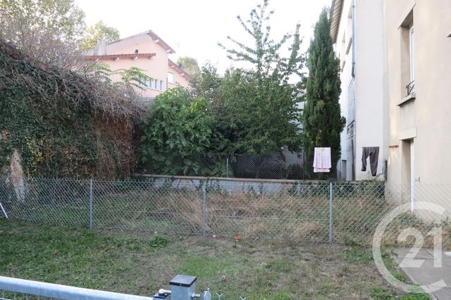 Appartement F3 &agrave; louer - 3 pi&egrave;ces - 57 m2 - Montlucon - 03 - AUVERGNE