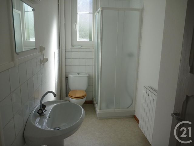 Appartement F3 &agrave; louer - 3 pi&egrave;ces - 57 m2 - Montlucon - 03 - AUVERGNE