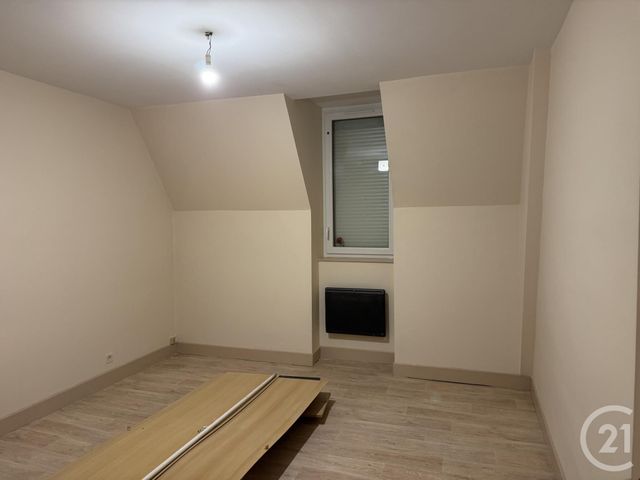 Appartement F4 &agrave; louer - 4 pi&egrave;ces - 84,88 m2 - Lussat - 23 - LIMOUSIN