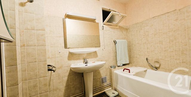 Appartement F3 &agrave; vendre - 3 pi&egrave;ces - 74 m2 - Montlucon - 03 - AUVERGNE