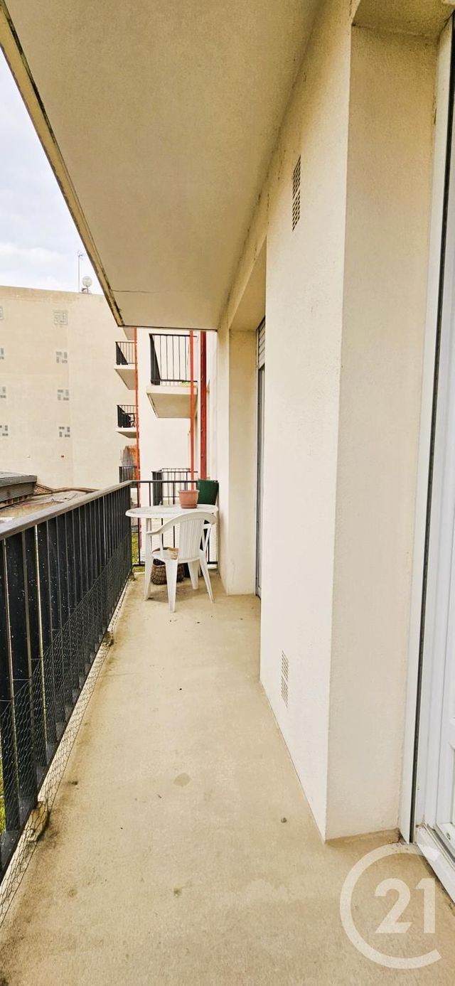 Appartement F3 &agrave; vendre - 3 pi&egrave;ces - 74 m2 - Montlucon - 03 - AUVERGNE