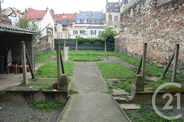 Appartement F2 &agrave; louer - 2 pi&egrave;ces - 34,15 m2 - Montlucon - 03 - AUVERGNE