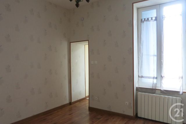 Appartement F2 &agrave; louer - 2 pi&egrave;ces - 34,15 m2 - Montlucon - 03 - AUVERGNE