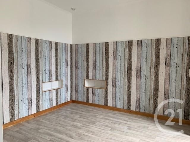 Maison &agrave; louer - 3 pi&egrave;ces - 52 m2 - Montlucon - 03 - AUVERGNE