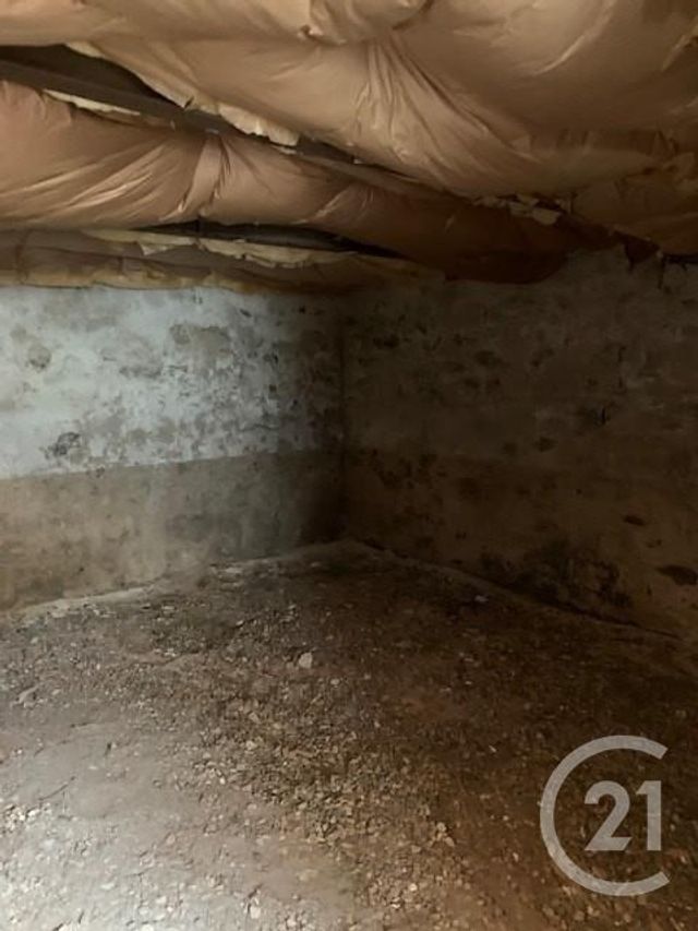 Maison &agrave; louer - 3 pi&egrave;ces - 52 m2 - Montlucon - 03 - AUVERGNE