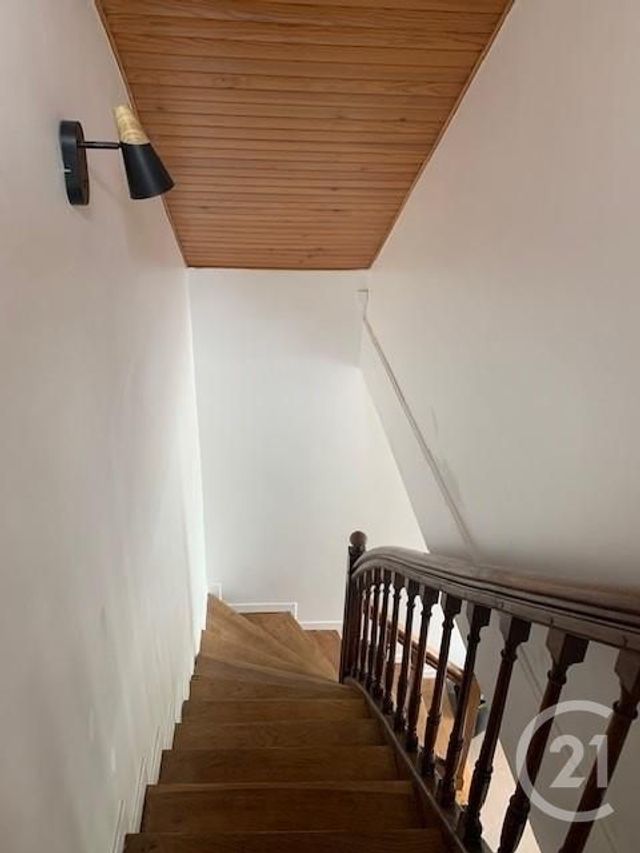 Maison &agrave; louer - 3 pi&egrave;ces - 52 m2 - Montlucon - 03 - AUVERGNE