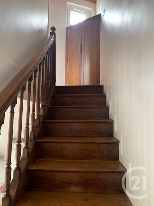 Maison &agrave; louer - 3 pi&egrave;ces - 52 m2 - Montlucon - 03 - AUVERGNE