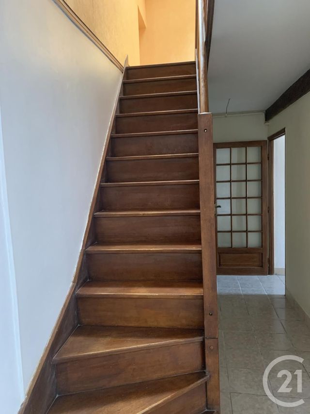 Maison &agrave; louer - 4 pi&egrave;ces - 99 m2 - Neris Les Bains - 03 - AUVERGNE