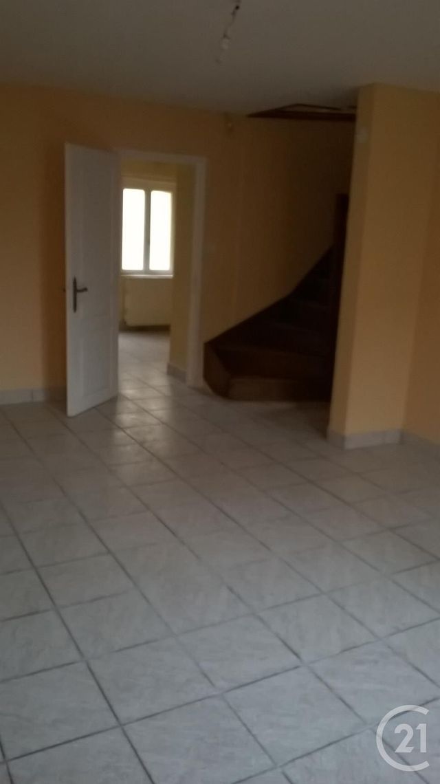 Maison &agrave; louer - 4 pi&egrave;ces - 99 m2 - Neris Les Bains - 03 - AUVERGNE