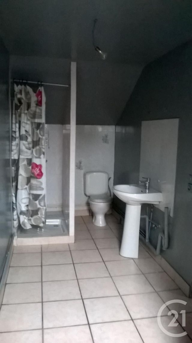 Maison &agrave; louer - 4 pi&egrave;ces - 99 m2 - Neris Les Bains - 03 - AUVERGNE