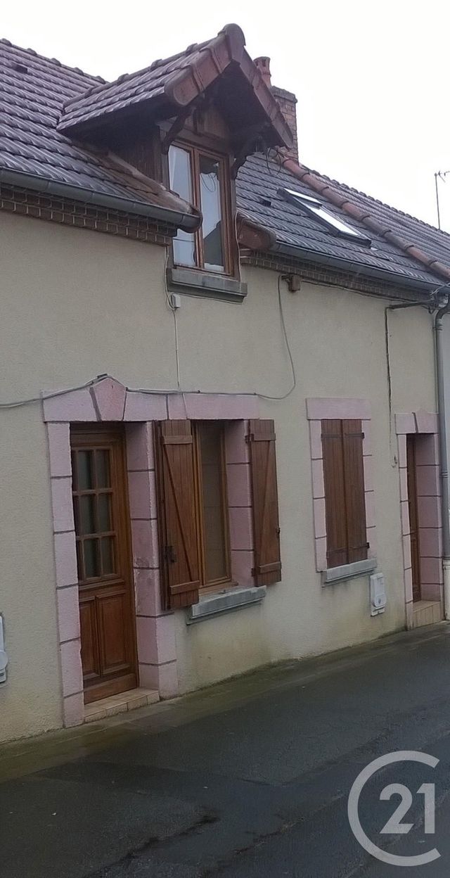 Maison &agrave; louer - 4 pi&egrave;ces - 99 m2 - Neris Les Bains - 03 - AUVERGNE