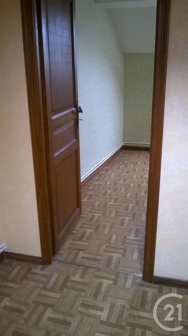 Maison &agrave; louer - 4 pi&egrave;ces - 99 m2 - Neris Les Bains - 03 - AUVERGNE