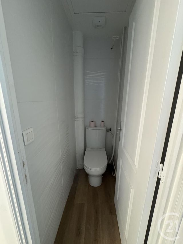 Appartement F3 &agrave; louer - 3 pi&egrave;ces - 46 m2 - Montlucon - 03 - AUVERGNE