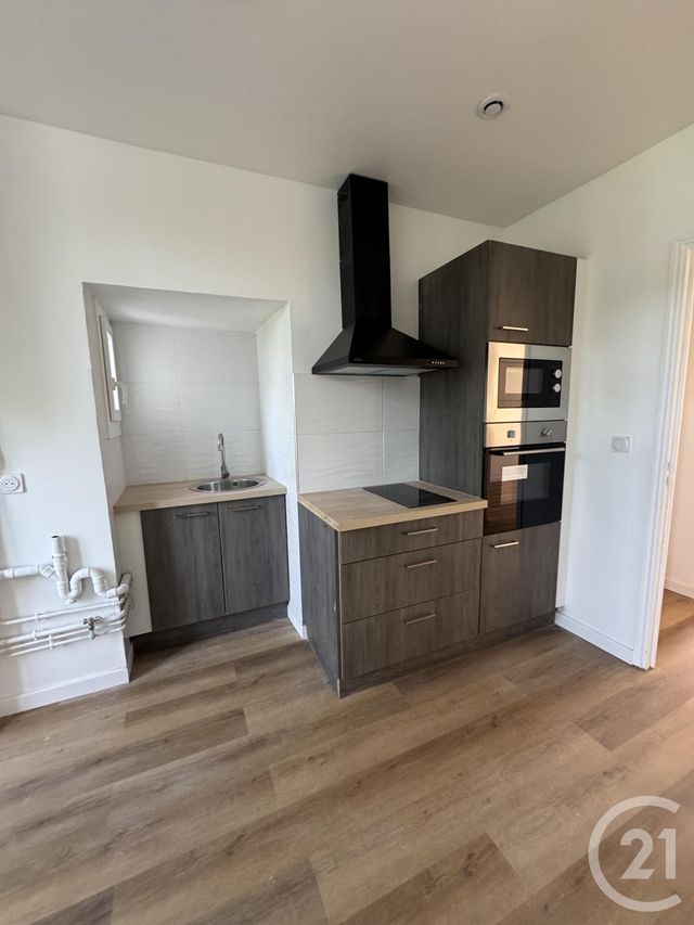 Appartement F3 &agrave; louer - 3 pi&egrave;ces - 46 m2 - Montlucon - 03 - AUVERGNE